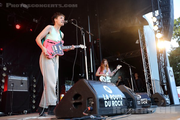 PORRIDGE RADIO - 2022-08-19 - SAINT MALO - Fort de St Pere - Scene des Remparts - 